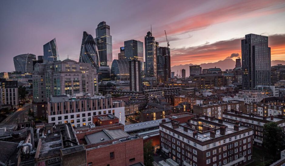 The UK Green Building Council (UKGBC) has published a guide to low-carbon retrofits for the UK’s poorly performing commercial buildings.